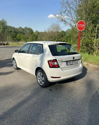 Skoda Fabia cena 36000 przebieg: 167000, rok produkcji 2019 z Rydułtowy małe 37